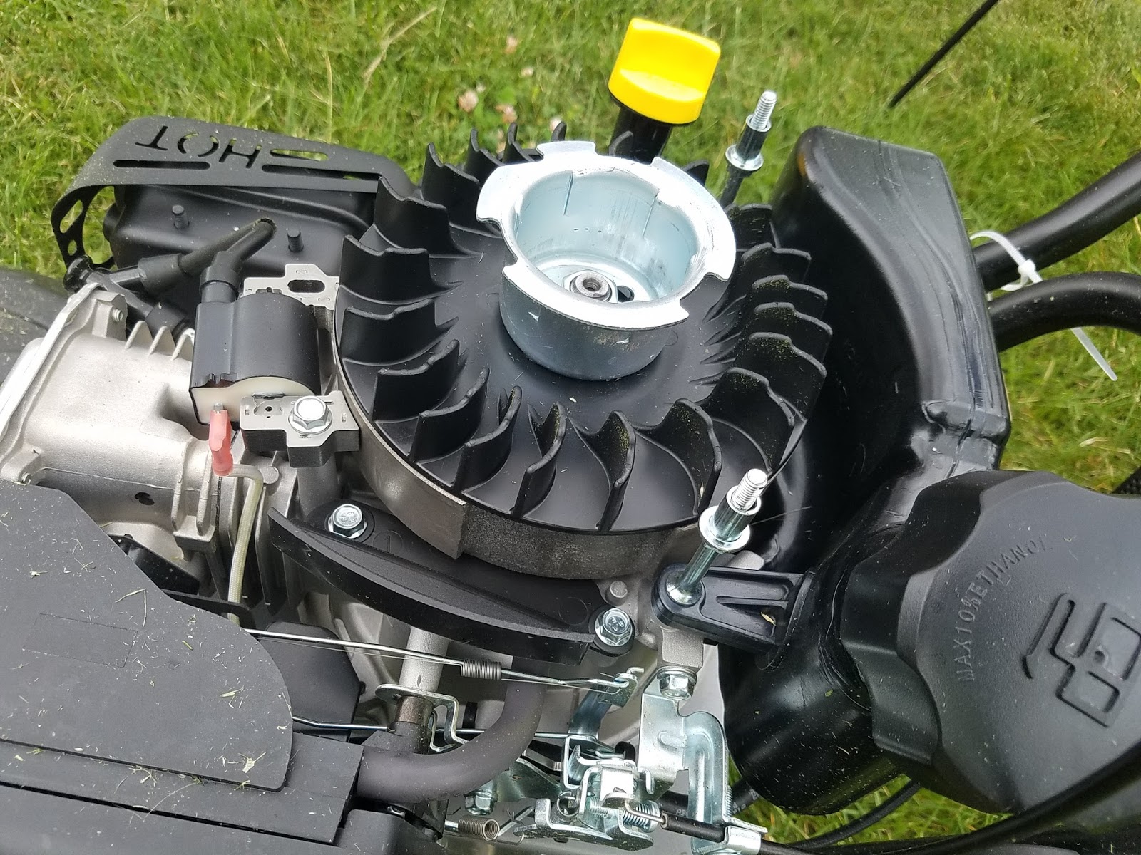 How to Tell If Riding Mower Engine is Locked Up